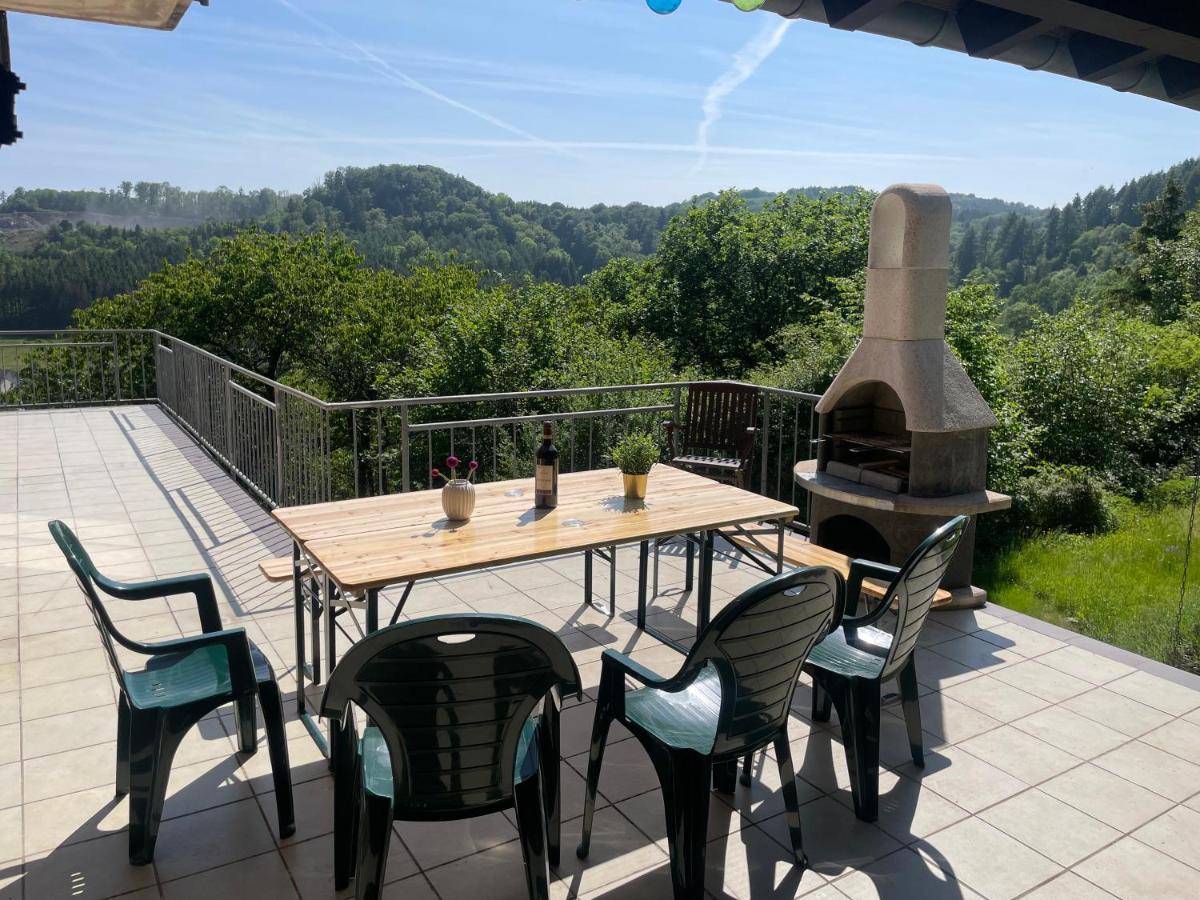 Апартаменты Traumhaus Am Wald 1 Weiersbach Экстерьер фото